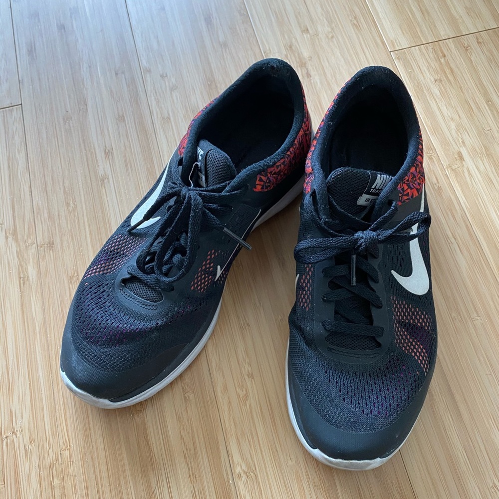 Nike women’s running sneakers size 8